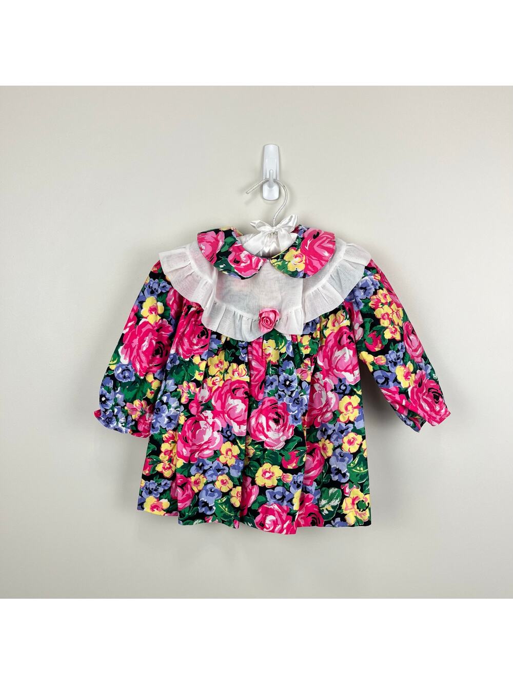 Vintage Pink Floral Dress with White Ruffle Collar